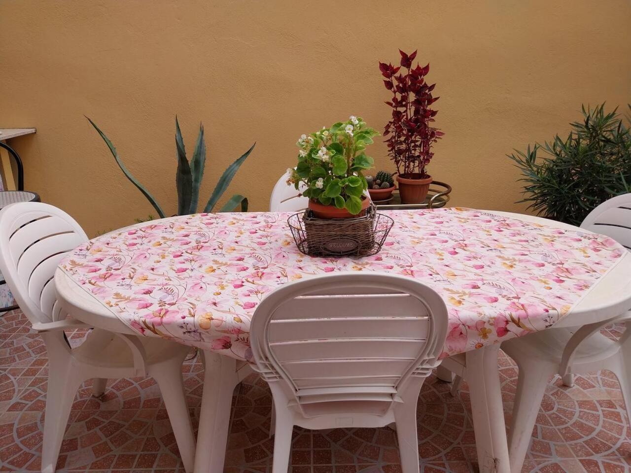 Il Giardino Di Marimar Roma Exterior foto